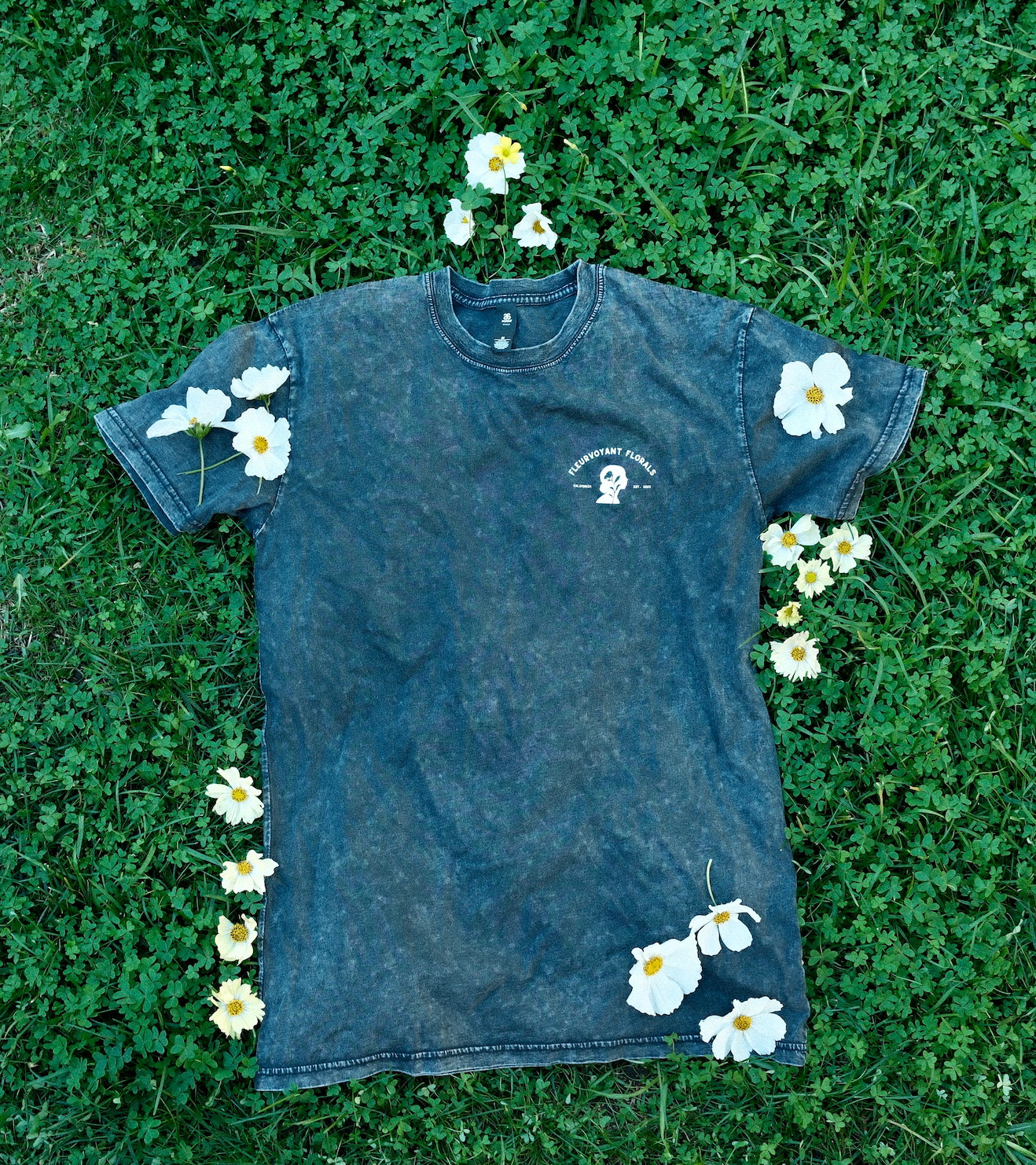 Fleurvoyant Tee
